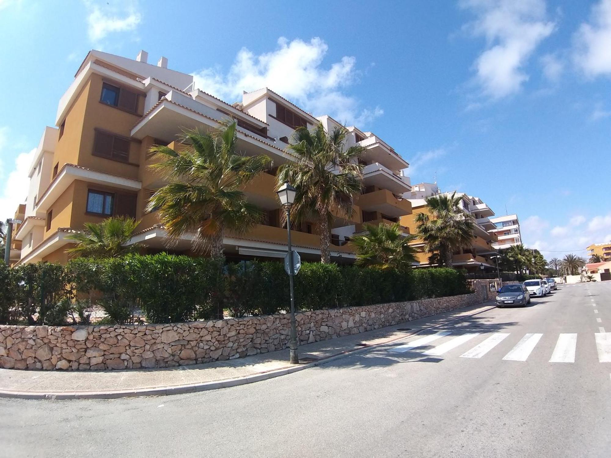 Apartamento Eleonor, La Entrada, Punta Prima, ตอร์เรเวียคา ภายนอก รูปภาพ