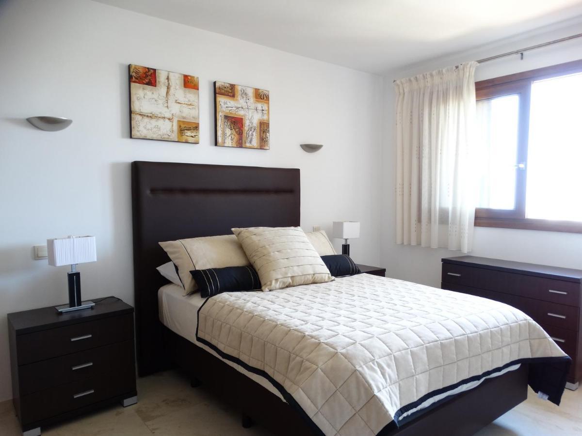 Apartamento Eleonor, La Entrada, Punta Prima, ตอร์เรเวียคา ภายนอก รูปภาพ